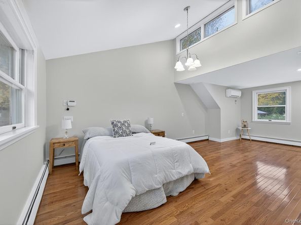 7 Claire Avenue, Huntington Station NY 11746