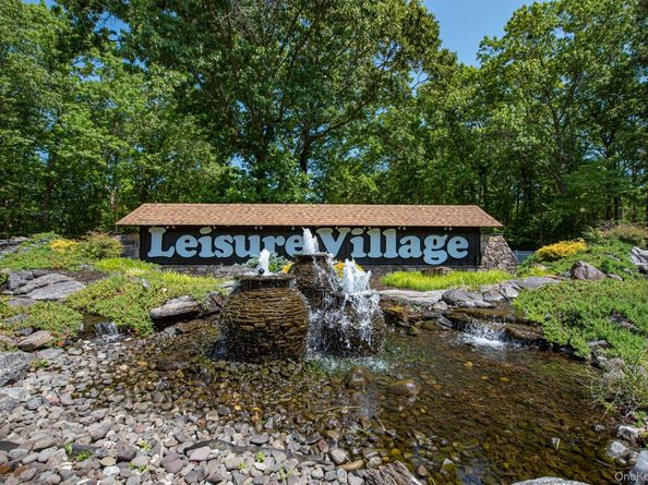 215 Woodbridge Drive A, Ridge NY 11961