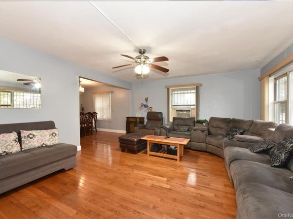 407 Second St Street, Elmont NY 11003