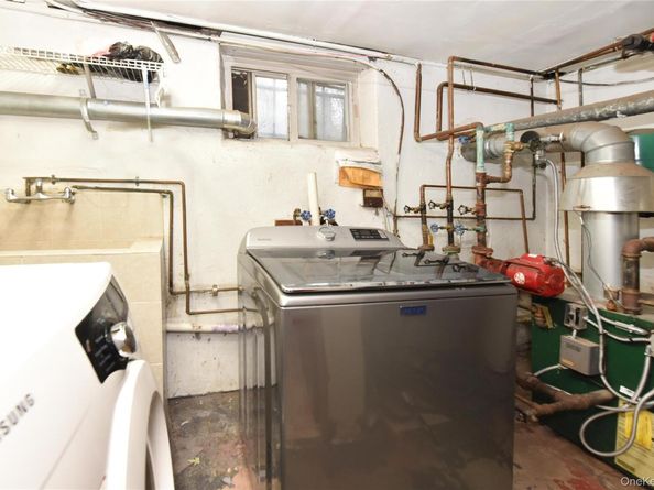 407 Second St Street, Elmont NY 11003