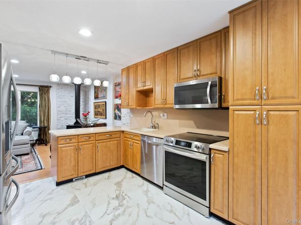 22 Franklin Drive, Mahopac NY 10541