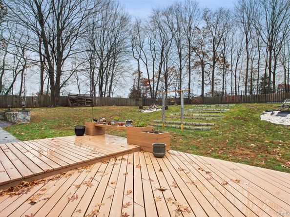 22 Franklin Drive, Mahopac NY 10541