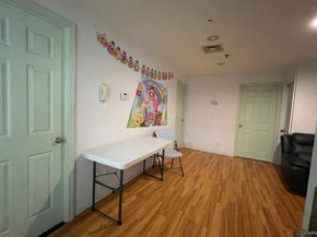 100-09 39 Avenue 3E, Corona NY 11368