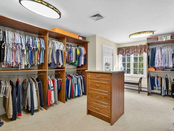 12 Donna Drive, Oyster Bay NY 11771