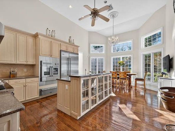 12 Donna Drive, Oyster Bay NY 11771