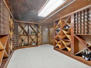 12 Donna Drive, Oyster Bay NY 11771