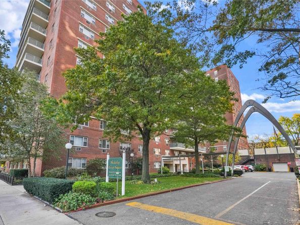 52-40 39th Drive 3U, Woodside NY 11377