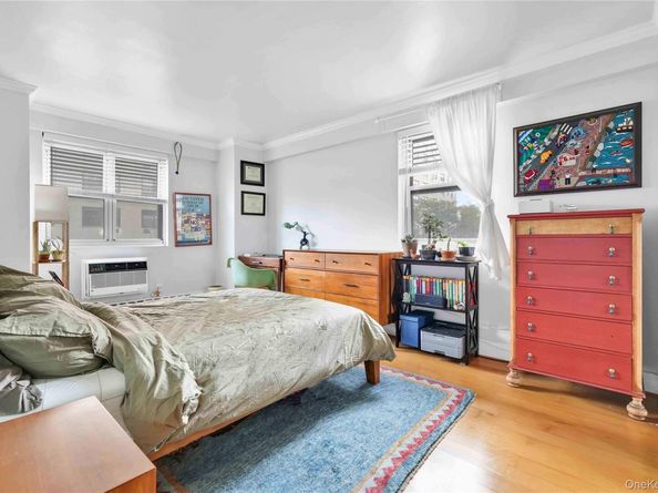 52-40 39th Drive 3U, Woodside NY 11377