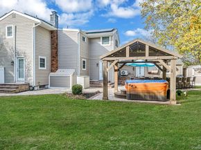 785 Franklyn Avenue, Bohemia NY 11716