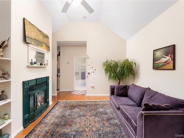 20 Stony Road, Stony Brook NY 11790