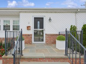2 Leamington St, Lido Beach NY 11561