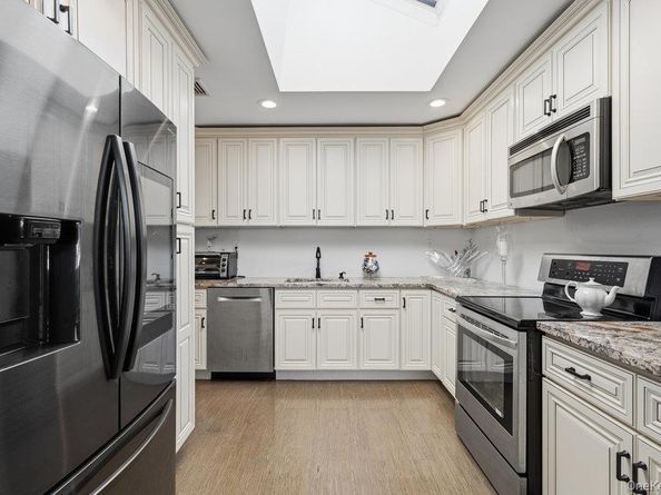 9 Lynch Street, Huntington Station NY 11746