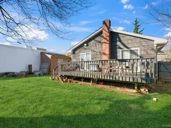 9 Lynch Street, Huntington Station NY 11746