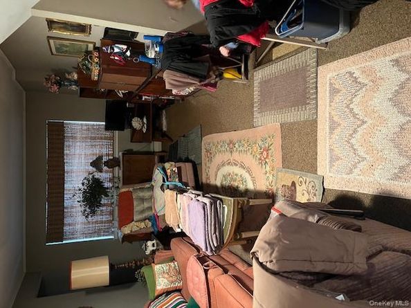 372 Woodbridge Lane, Jericho NY 11753