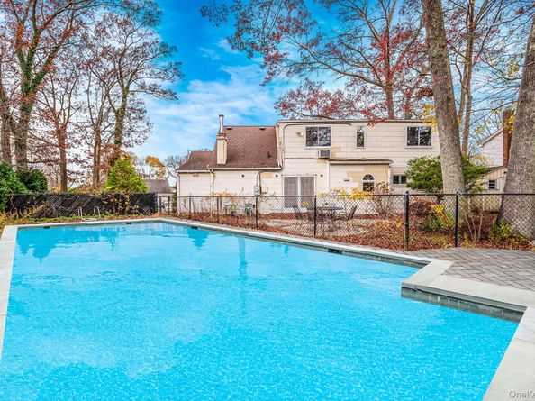 23 Dellmarie Lane, Nesconset NY 11767