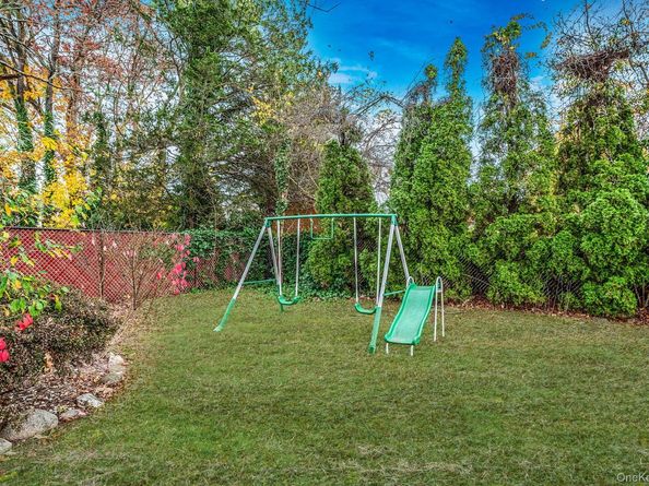 23 Dellmarie Lane, Nesconset NY 11767