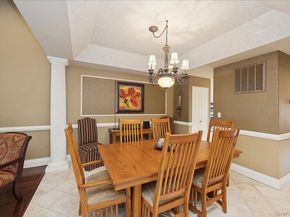 51 Windwatch Dr. Drive 51, Hauppauge NY 11788