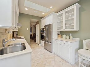 51 Windwatch Dr. Drive 51, Hauppauge NY 11788