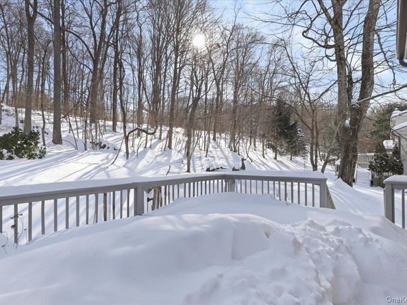 54 Driftwood, Somers NY 10589