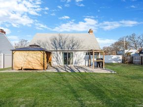 616 Kenmore Avenue, Copiague NY 11726