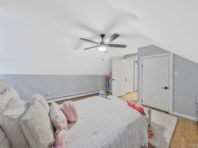 616 Kenmore Avenue, Copiague NY 11726