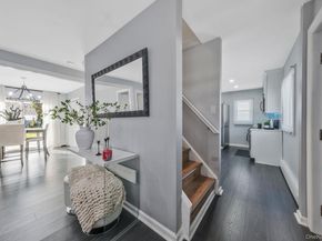 616 Kenmore Avenue, Copiague NY 11726