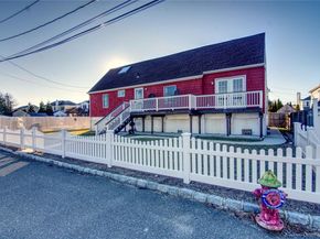 2870 Island Channel Road, Seaford NY 11783