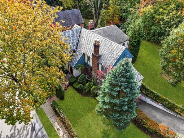 94 Parkway E, Mount Vernon NY 10552