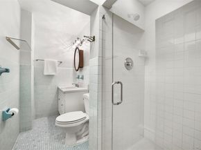 94 Parkway E, Mount Vernon NY 10552