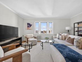 360 Stewart Avenue 3F, Garden City NY 11530