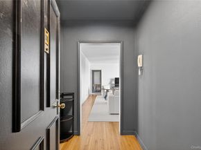 360 Stewart Avenue 3F, Garden City NY 11530