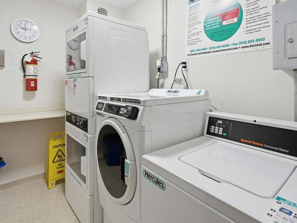 25 Chapel Pl. 1B, Great Neck NY 11021