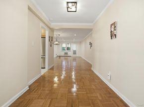 25 Chapel Pl. 1B, Great Neck NY 11021