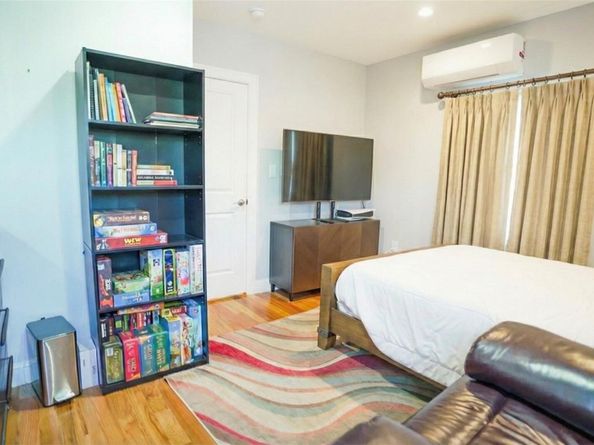 130-05 135th Place, South Ozone Park NY 11420