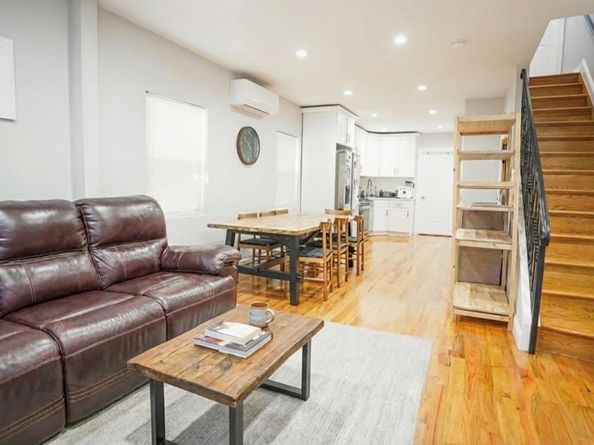 130-05 135th Place, South Ozone Park NY 11420