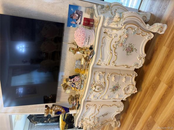 61-15 98th Street 8K, Rego Park NY 11374