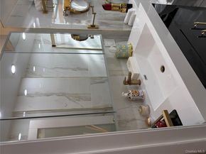 61-15 98th Street 8K, Rego Park NY 11374