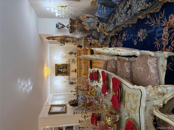 61-15 98th Street 8K, Rego Park NY 11374