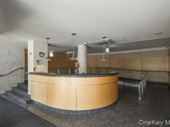 61-15 98th Street 8K, Rego Park NY 11374