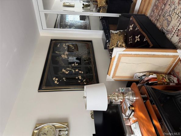 61-15 98th Street 8K, Rego Park NY 11374