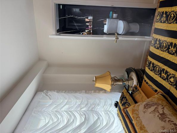 61-15 98th Street 8K, Rego Park NY 11374