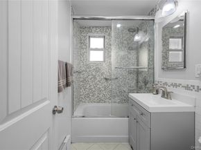 13 Bryant Cres 1D, White Plains NY 10605