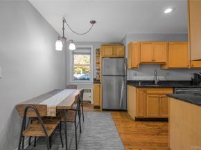 13 Bryant Cres 1D, White Plains NY 10605