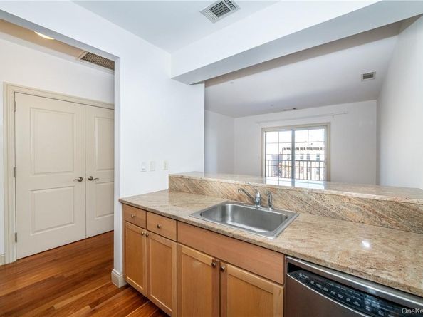 543 Main Street 410, New Rochelle NY 10801