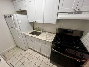 84-29 155th Avenue 2H, Howard Beach NY 11414