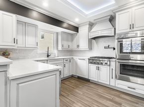 44 Colony Lane, Syosset NY 11791