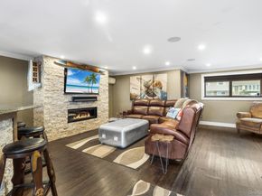 44 Colony Lane, Syosset NY 11791