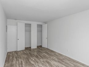 75 Noble 121, Lynbrook NY 11563