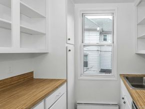 75 Noble 121, Lynbrook NY 11563