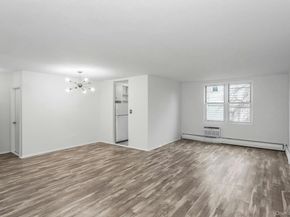 75 Noble 121, Lynbrook NY 11563